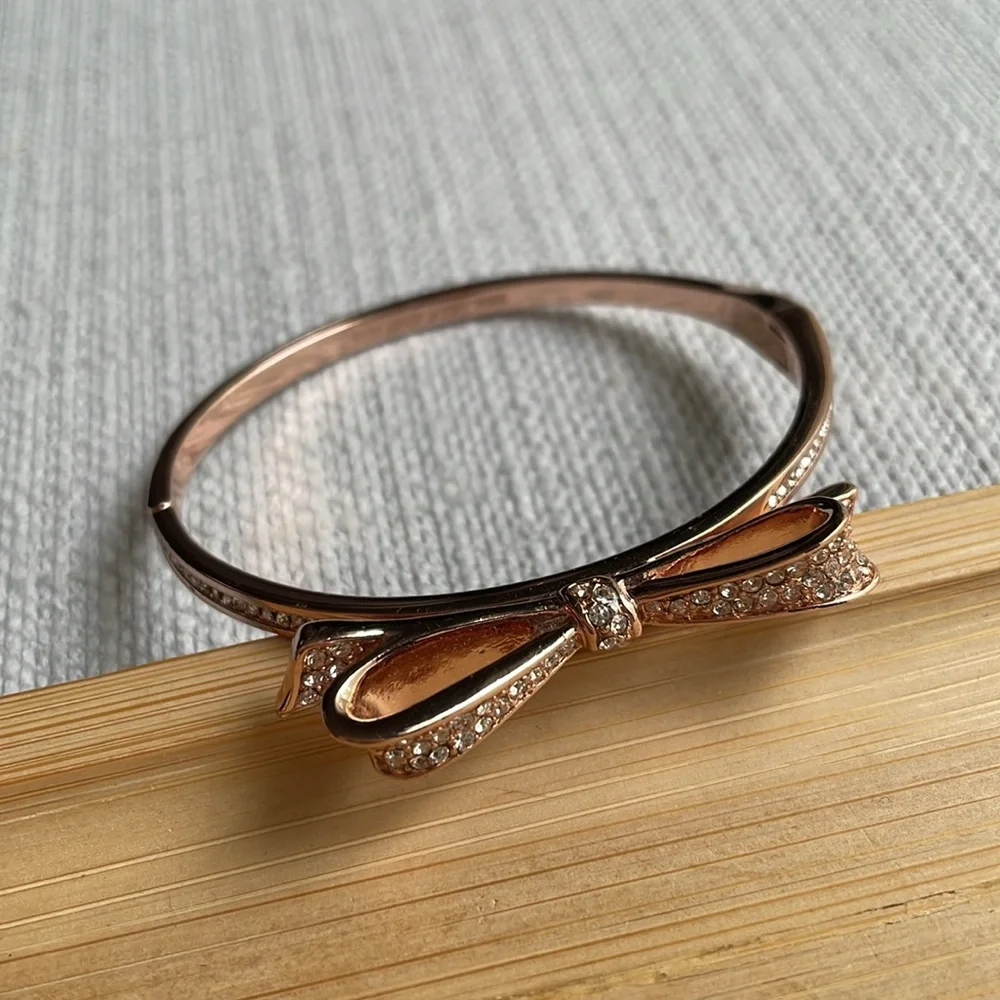 Kate Spade Love Note Rose Gold Bow Rhinestone Hinge Bangle Bracelet - Picture 5 of 9